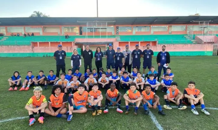 Projeto Gol do Brasil abre inscrições para crianças e adolescentes em Camboriú
