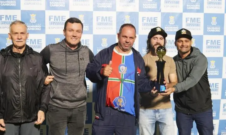 Redbull BC se consagra campeão do Campeonato de Futebol Veterano Série B