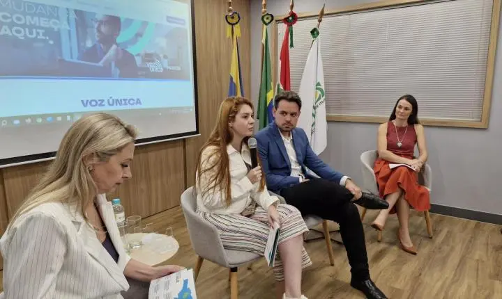 Representatividade política e desenvolvimento regional pautam reunião da ACII