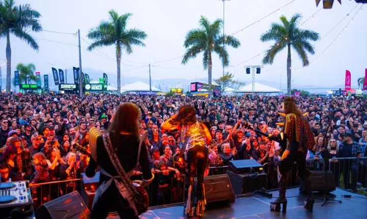 Rock nacional e internacional tomam conta do palco do Rock Legends Itajaí neste final de semana