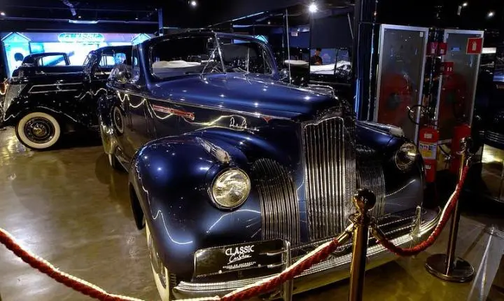 Rolls-Royce, Mercury e Pontiac completam 70 anos e podem ser vistos em museu no sul do Brasil