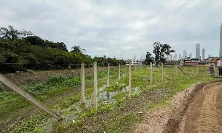 Rua Amara Pereira Corrêa será interditada para montagem de canteiro de obras do desassoreamento do Rio das Ostras
