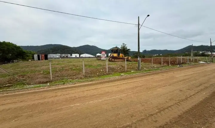 Rua Amara Pereira Corrêa será interditada para montagem de canteiro de obras do desassoreamento do Rio das Ostras