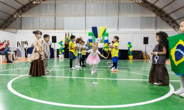 Semana Cívica de Camboriú é encerrada com apresentações culturais e premiação do JECAM 2026