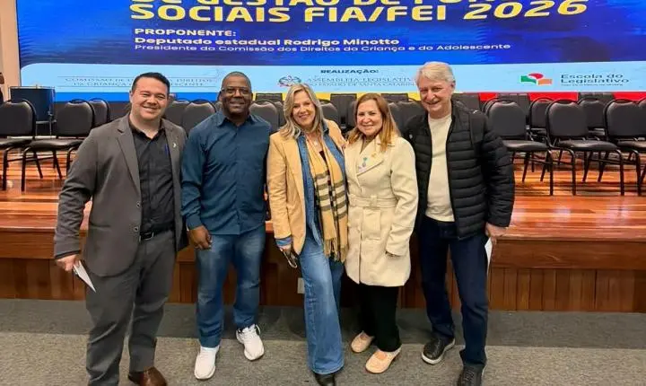 Seminário na Alesc debate gestão de fundos sociais com participação de Ciça Müller