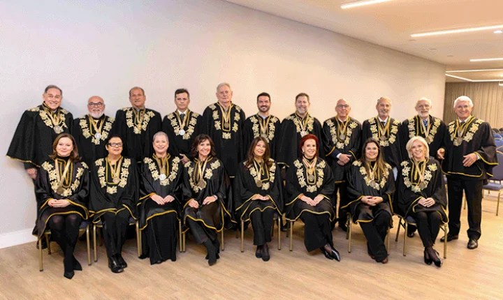 Sessão Solene de Posse na Academia de Letras de Balneário Camboriú