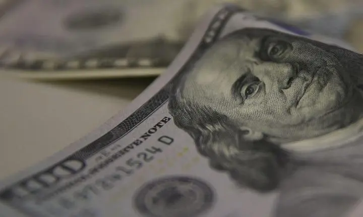Tarifaço de 25% dos Estados Unidos sobre o Brasil começa a valer; saiba mais