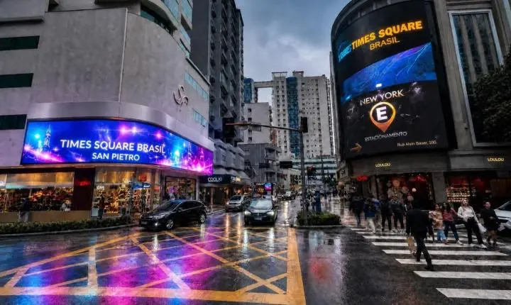 Times Square Brasil prepara expansão em Balneário Camboriú com novo mega telão de LED