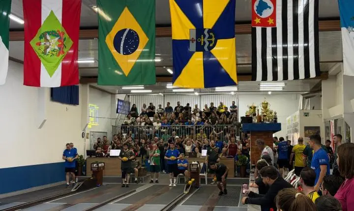 Tiradentes/FMEL é campeão da 2ª Taça Brasil de Bolão 16 Masculino, em Itajaí