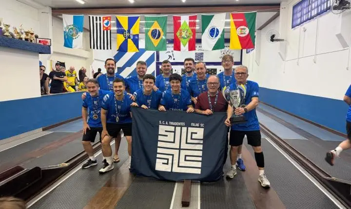 Tiradentes/FMEL é campeão da 2ª Taça Brasil de Bolão 16 Masculino, em Itajaí