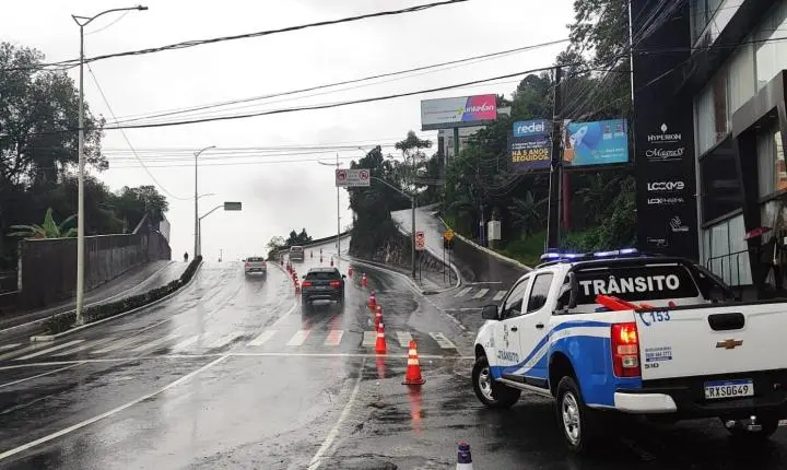 Todos os pontos de possíveis alagamentos estão sendo monitorados em Balneário Camboriú