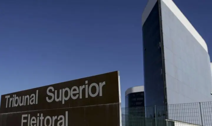 TSE rejeita ação para derrubar imagem de Bolsonaro feita por IA 