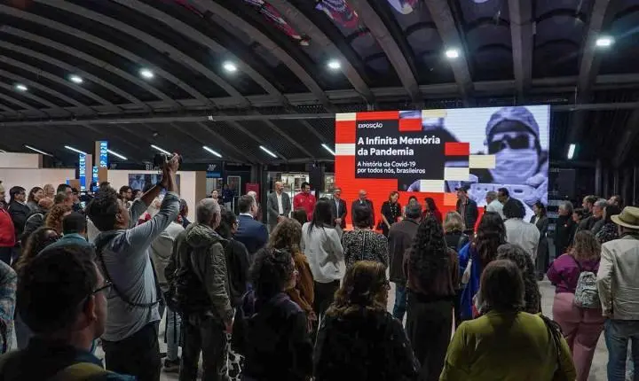 Vivências de brasileiros na pandemia são tema de mostra em São Paulo