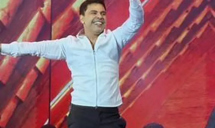 Zezé di Camargo leva 65 mil pessoas à 40ª Festa Nacional do Colono no Sábado 